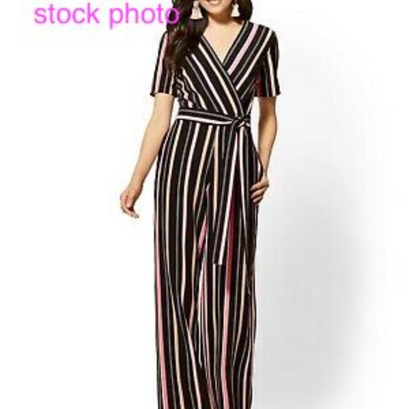 New York & Company Pants - New York & Company  + STRETCH + Size Large + Never worn.